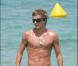 Juste parfait : torse nu et sans sa femme ! (Saint-Tropez-juin 2005) 