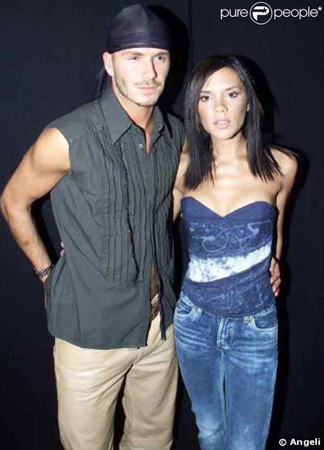 David a un petit côté Pirate moderne et se la joue cool pour une fiesta estivale (juillet 2000) 