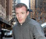 Madonna et Guy Ritchie à New York en compagnie de leurs enfants, devat le centre de la Kabbale