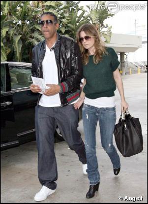 Ellen Pompeo et son mari se rendent au stade de Los Angeles pour voir un match de basket. 25/01/09