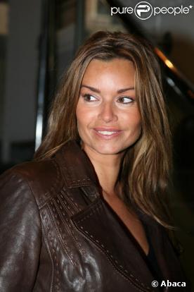 Ingrid Chauvin simplement belle hier au défilé Franck Sorbier