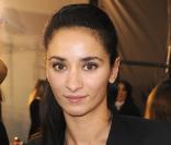 Rachida Brakni au défilé Elie Saab