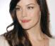Après un divorce douloureux l'an dernier avec le rocker anglais Royston Langdon, Liv Tyler, 31 ans, se console avec son fils Milo à Los Angeles. La belle Arwen trouvera-t-elle son chevalier dans la Cité des Anges ?