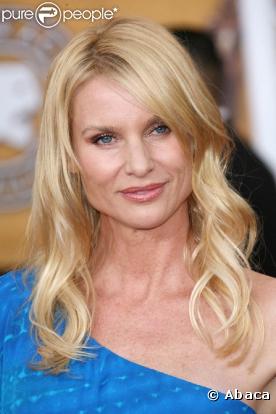 Nicollette Sheridan, 45 ans, avait conquis le coeur du sympathique David Spade mais les rumeurs d'une relation se sont évanouies depuis. La plus garce des Desperate Housewives aurait donc retrouvé le célibat ?