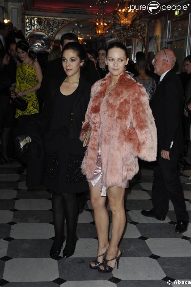 Vanessa et Alysson Paradis au dîner de la mode organisé en faveur du Sidaction, Pavillon d'Armenonville, le 29/01/09