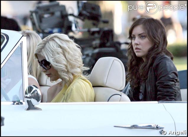 Tori Spelling et Jessica Stroup en plein tournage de West Beverly High
