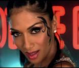 Les Pussycat Dolls dans Bottle Pop