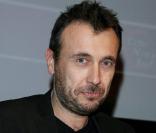 Fred Cavayé a reçu le trophée du meilleur réalisateur pour son film Pour elle. 