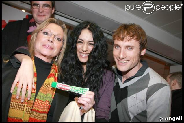 Véronique Sanson n'a pas manqué de montrer combien elle était fière de son fils, après la générale de Cléopâtre avec Sofia Essaïdi 