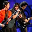 VIDEO : Les Jonas Brothers doivent être sacrément musclés... La preuve en images ? Regardez !