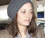 Marion Cotillard vient d'arriver à Los Angeles...