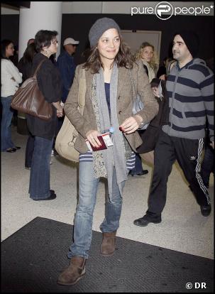 Marion Cotillard vient d'arriver à Los Angeles...