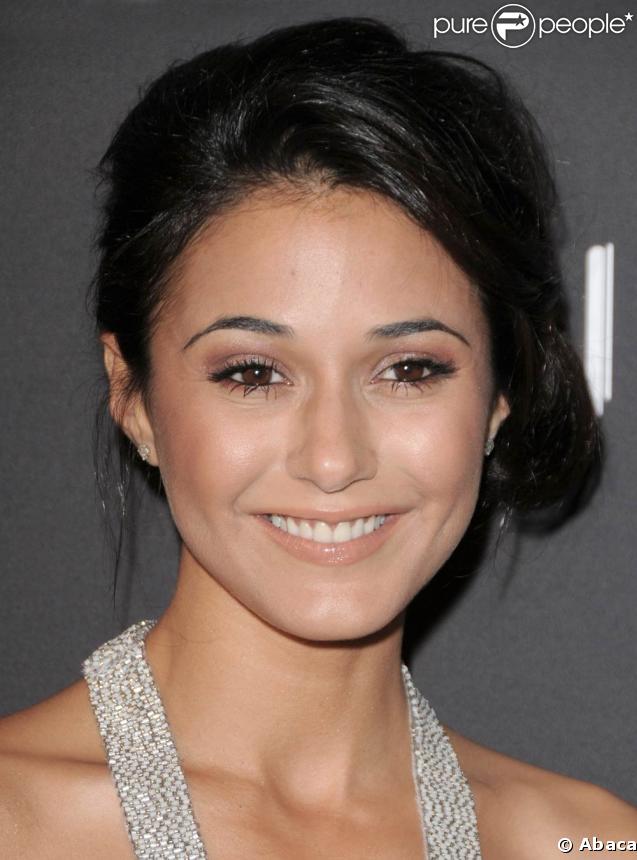 Emmanuelle Chriqui, ou la plus jolie brunette du cinéma US ! 