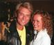 Johnny et Laeticia Hallyday en 1995. Le rocker et sa jolie fiancée se marieront l"année suivante. 