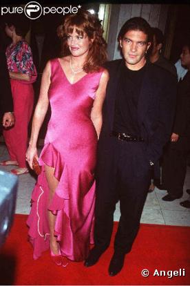 Melanie Griffith et Antonio Banderas en 1994 : elle est la caricature de la bimbo américaine, tandis qu'il a tout de l'hidalgo de base.