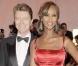 En 2008, Iman a lissé ses cheveux mais reste toujours aussi éblouissante au côté de sa superstar de mari, David Bowie. 