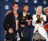 Les No Doubt : Tom Dumont est à gauche de Gwen Stefani