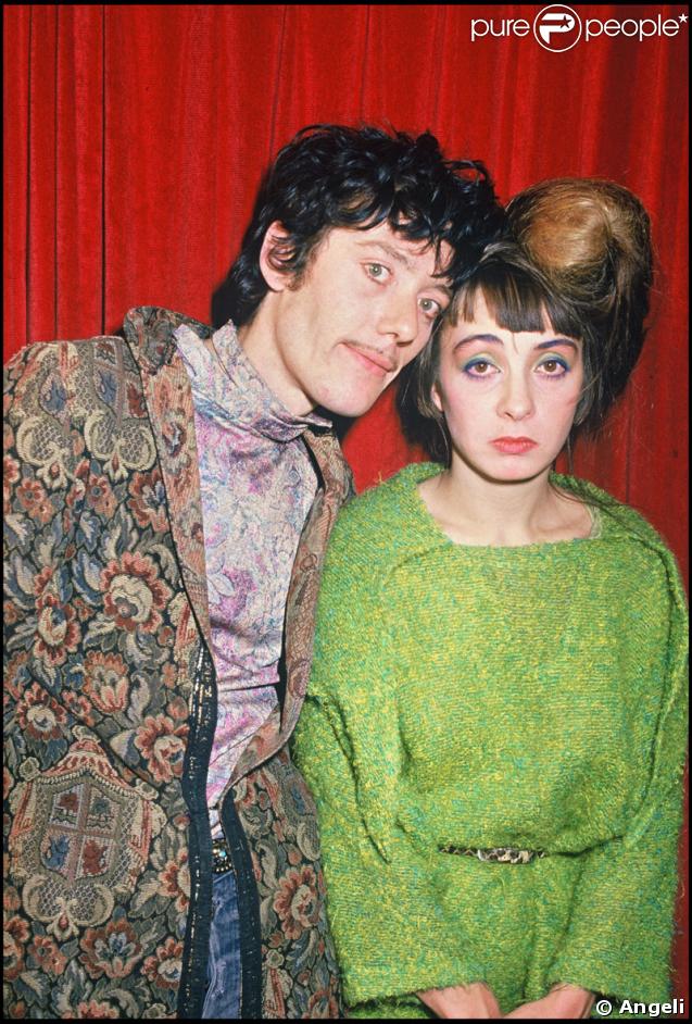 Catheirn Ringer et Fred Chinchin : les Rita Mitsouko cartonnent avec Marcia Baila en 1984. Le groupe devient vite culte ! 