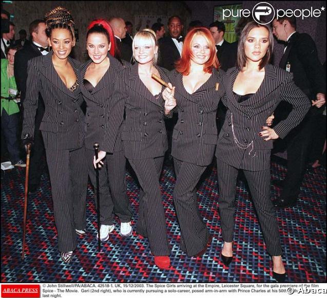 Les Spice Girls lors d'un Gala à Londres le 15 décembre 1998