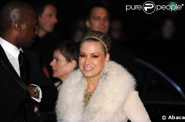 Anastacia et sa classe légendaire arrive à la grande cérémonie des Women's World Awards, qui s'est tenue à Vienne, en Autriche, le 5 mars 2009 !