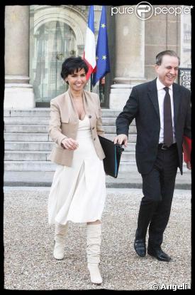 Rachida Dati et Roger Karoutchi sortent du Conseil des ministres. 11/03/09