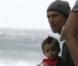 Matthew McConaughey, un homme aux anges avec son fils, sa compagne et... son surf !