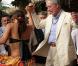 Le prince Charles : un déhanché de feu au milieu des Amazones ! Mais que fait Camilla ?
