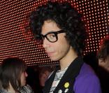 Sliimy à l'anniversaire de NRJ 12, le 18 mars au VIP Room Theater.