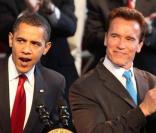 Barack Obama, lors de son speech à Los Angeles, en présence d'Arnold Scwarzenegger, le 19 mars 2009.