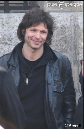 Bertrand Cantat aux obsèques d'Alain Bashung, le vendredi 20 mars 2009