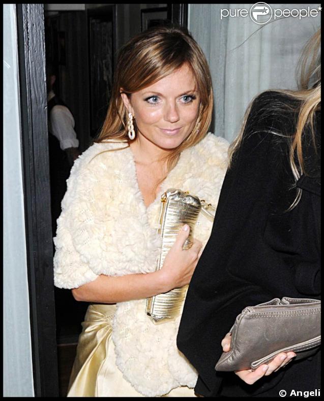 Geri Halliwell, à la sortie du Bar Tini, à Londres, le 23 mars 2009... Allez, un suppo et au lit !