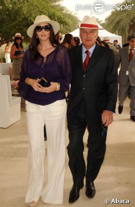 Monica Bellucci et Bernard Fornas à Dubaï lors du tournoi de polo Cartier.