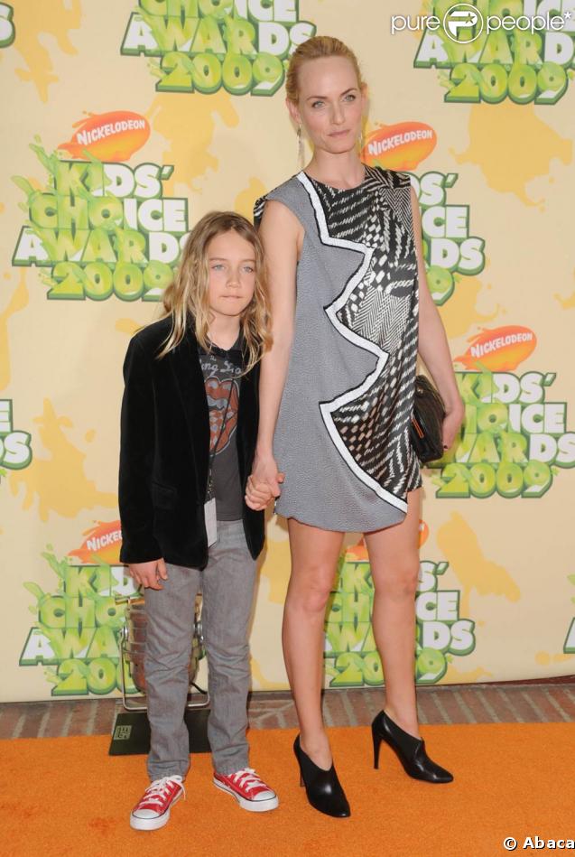 AMber Valetta et son fils à la 22ème soirée des Kids Choice Awards hier soir