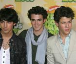 Les Jonas Brothers à la 22ème soirée des Kids Choice Awards hier soir