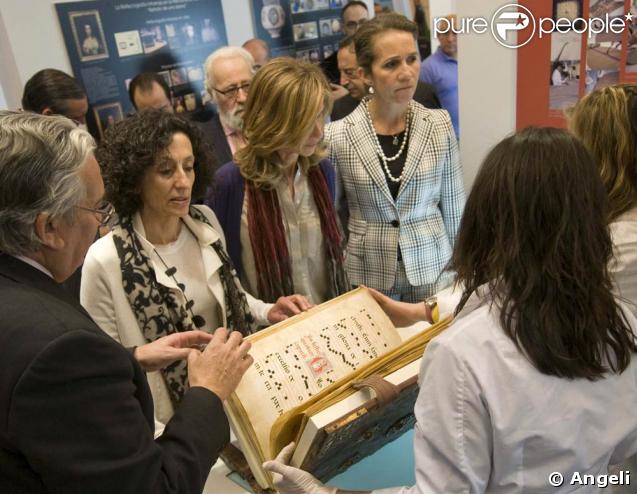 L'Infante Elena d'Espagne au Salon international des étudiants, à Madrid