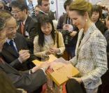 L'Infante Elena d'Espagne au Salon international des étudiants, à Madrid