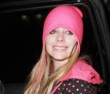 Avril Lavigne à la sortie d'une boîte de nuit
