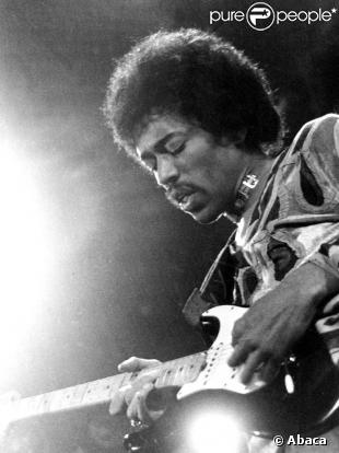Jimi Hendrix sur scène en 1969