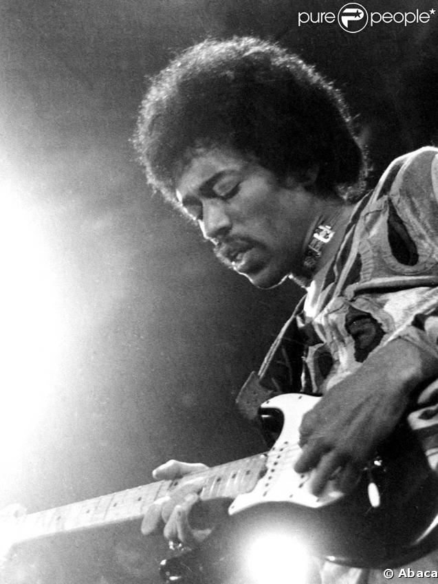 Jimi Hendrix sur scène en 1969