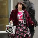 America Ferrera : les stylistes d'Ugly Betty ont encore frappé... très fort ! Aïe !