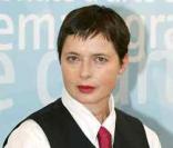 Isabella Rossellini jouera le rôle de Lithia dans le téléfilm le Fantôme