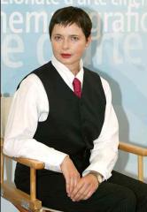 Isabella Rossellini jouera le rôle de Lithia dans le téléfilm le Fantôme