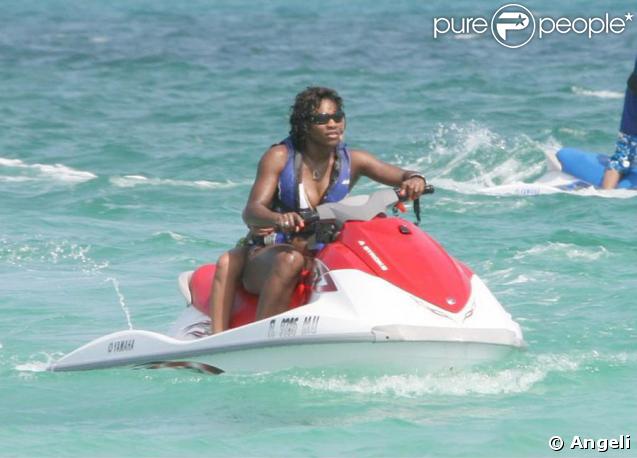 Serena Williams célèbre sa... défaite après le tournoi de Key Biscayne, le 5/04/09