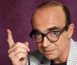 Karl Zéro, ex-animateur du  Vrai Journal  sur Canal +, désormais sur BFM TV 