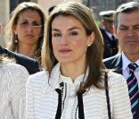 Letizia d'Espagne inaugure l'institut Gaudem de Madrid, un centré spécialisé pour les enfants malentendants, le 23/04/09
