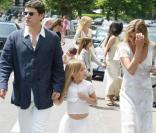 Marc Lavoine (ici avec sa femme Sarah et leur fille Yasmine) : sur son nouvel album, à paraître le 7 septembre 2009, figurera un duo avec sa fille Yasmine, 10 ans.