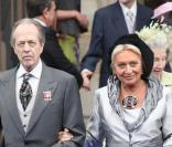    Henri d'Orléans et Micaela Cousino au mariage de Jean d'Orléans et de Philomena de Tornos y Steinhart en la cathédrale de Senlis.   