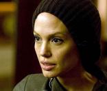 Angelina Jolie... dans le thriller d'espionnage Salt, de Philip Noyce !