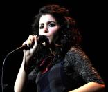 Katie Melua sur la scène du Zénith, en octobre 2008 à Paris