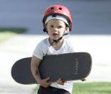 Cruz Beckham, 4 ans, s'éclate dans un parc de Beverly Hills le 7 mai 2009
